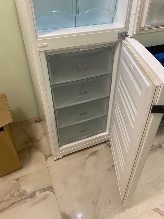 Хладилник с фризер "Miele"