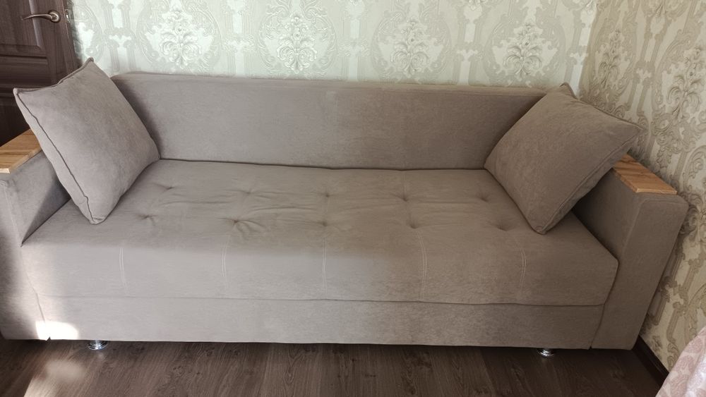 Диван для гостиной