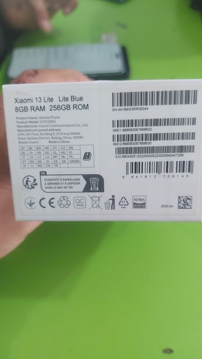 Xiomi 13 lite holati yaxshi kamchiligi yoq