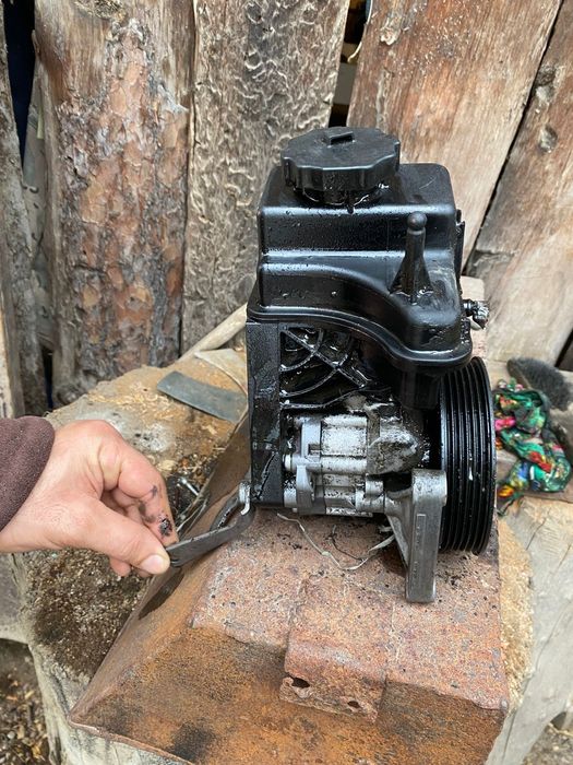 Гур насос продам