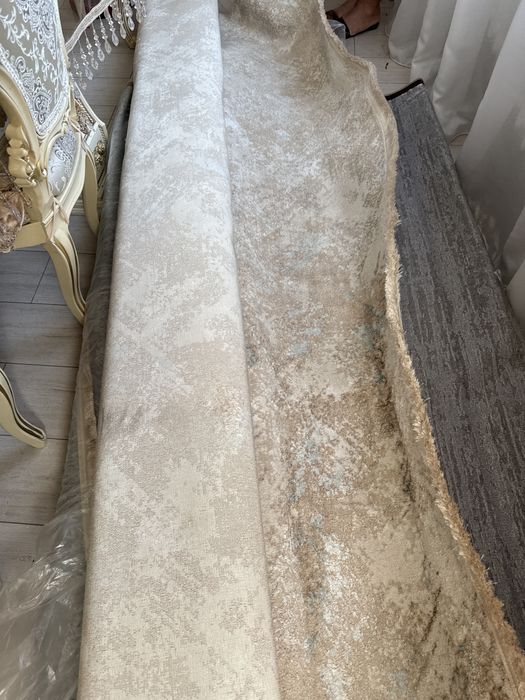 Продам ковер в хорошем состояний