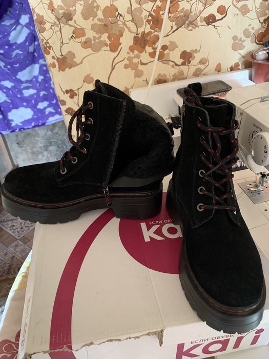 Продам зимние ботинки