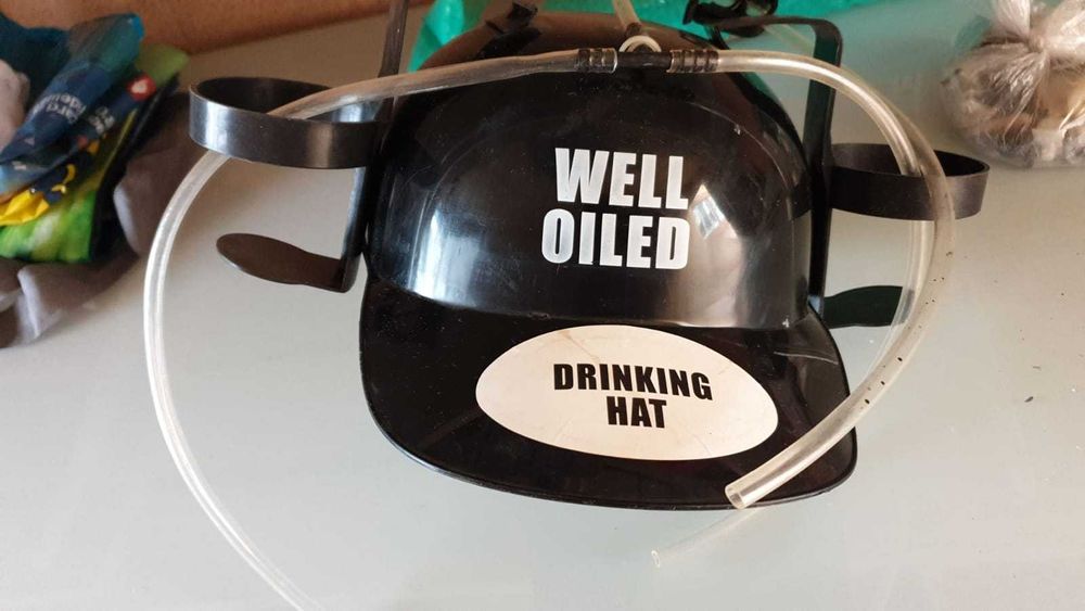 casca bicicleta , pereti pavilion , chinga transport ,huse haine