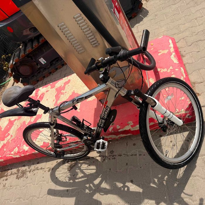 Merida Matts TFS 300 | Cadru aluminiu | Frane pe disc | Roti 26" | Shimano | SRAM