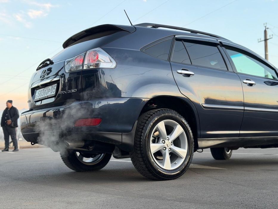 Американец Lexus rx 330