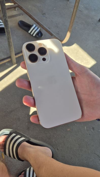 Vand IPhone 16 pro