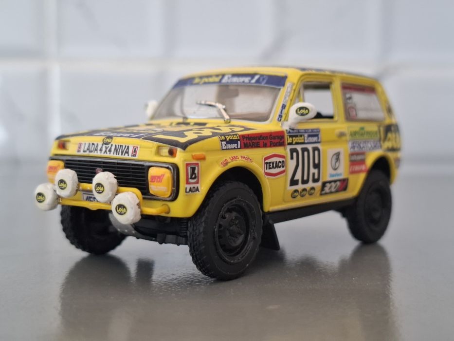 Коллекционная модель Нива, масштаб 1:43