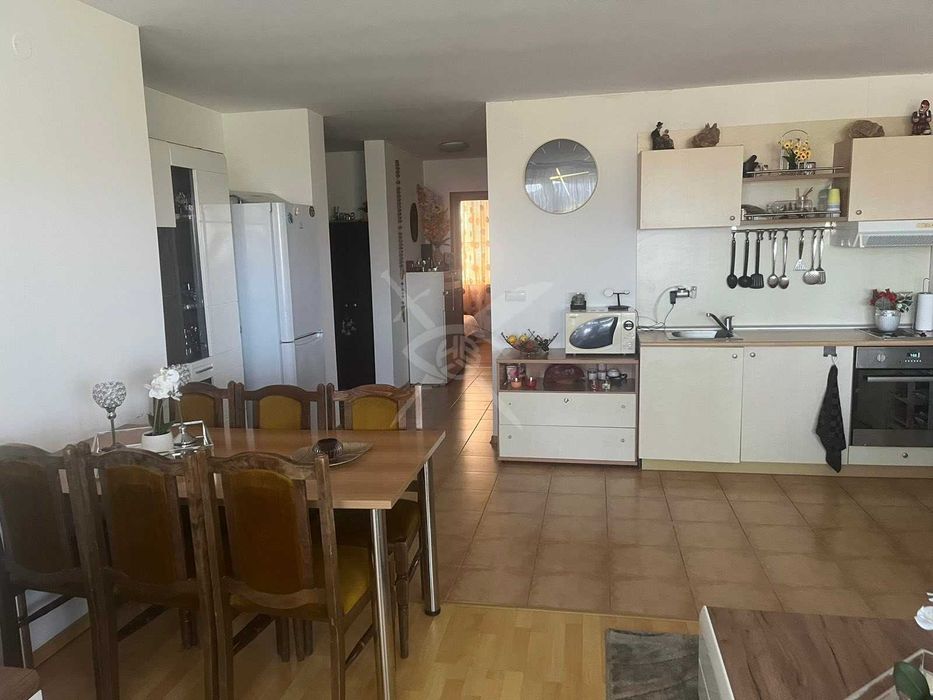 Продава се Тристаен апартамент в Созопол - 92 кв.м за 1690 €/кв.м - Снимка #1