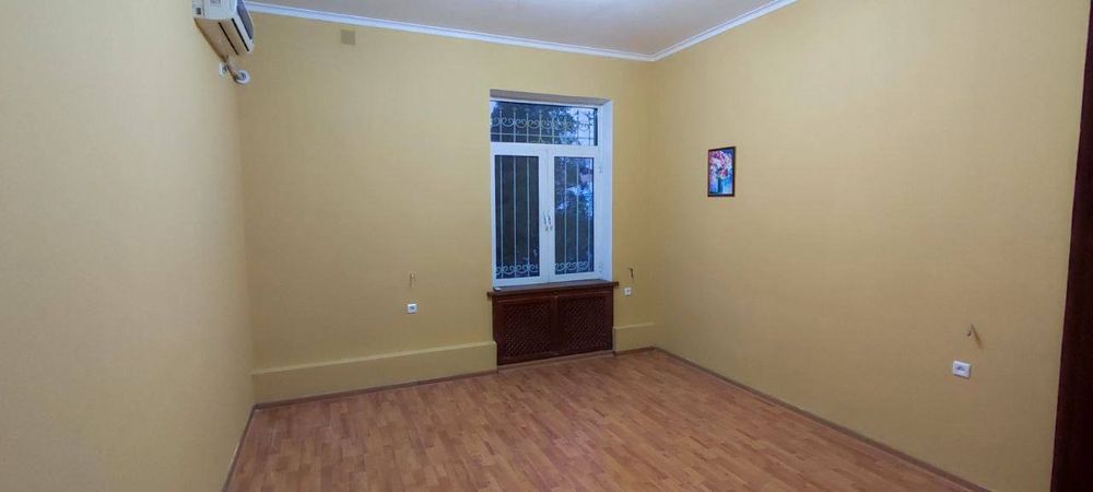 Сдается дом 12 комнат, ориентир: посольство России, 650м²