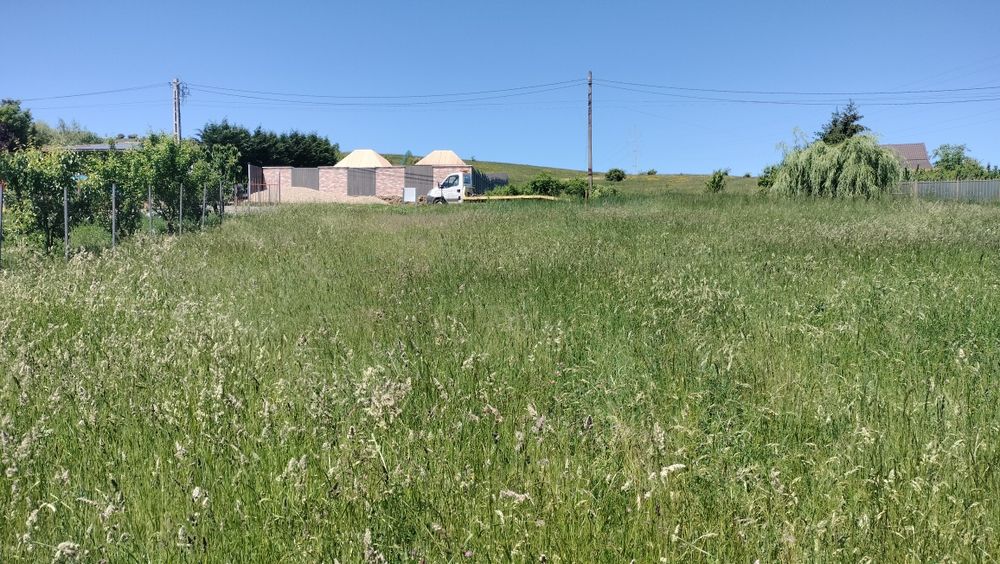 Vând teren intravilan loc Rediu