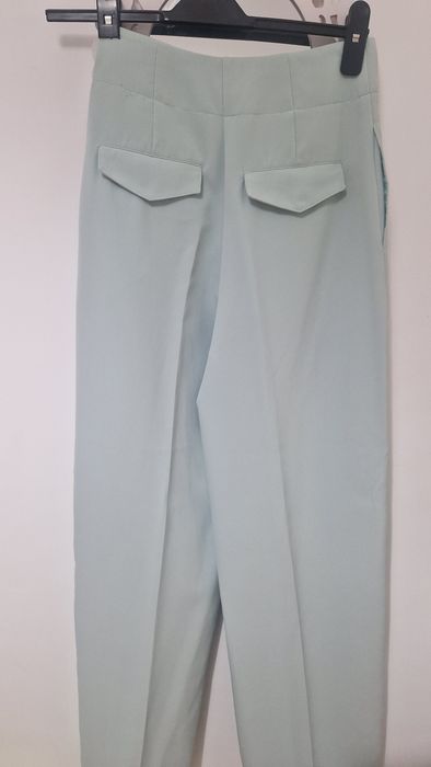 Pantaloni evazati ASOS