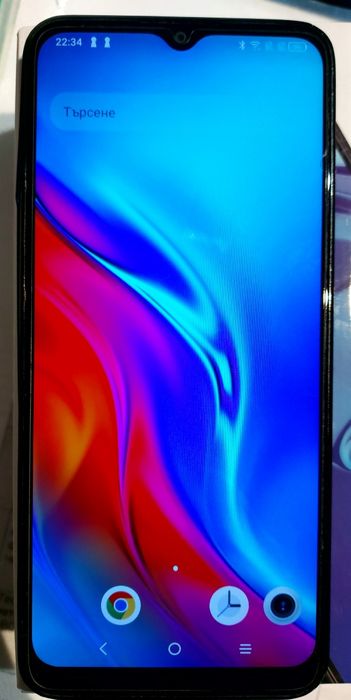 Продавам смарт телефон TCL 305