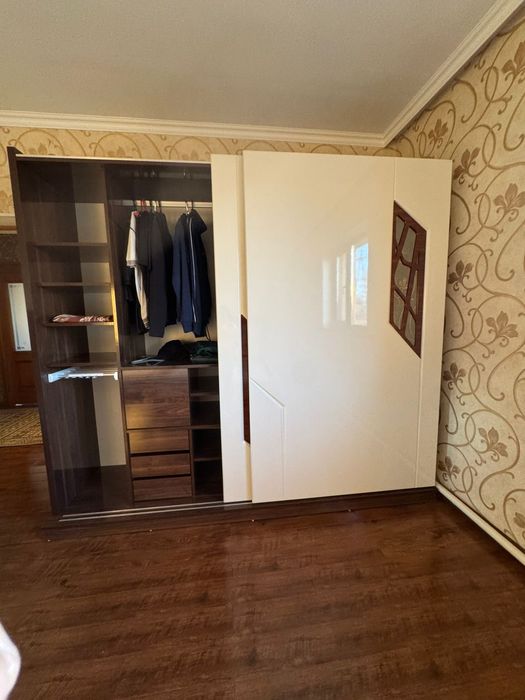 Продам спальни гарнитур