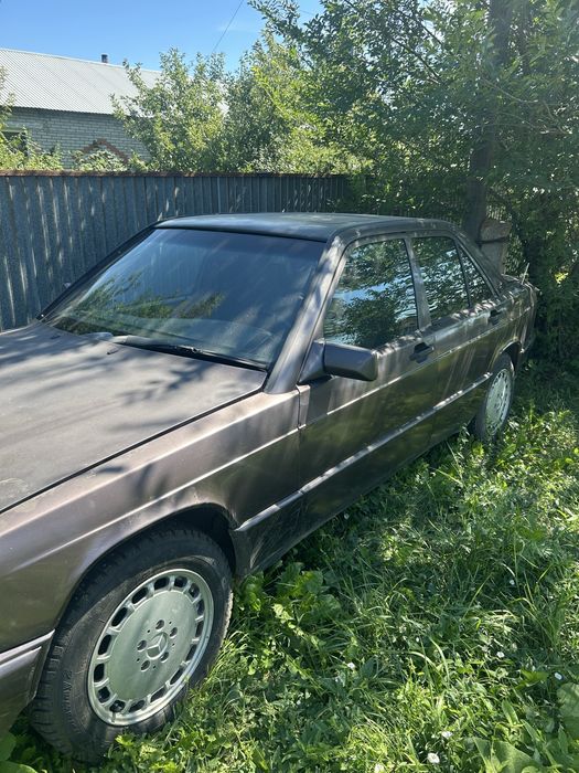 Продам Mercedes-Benz 190