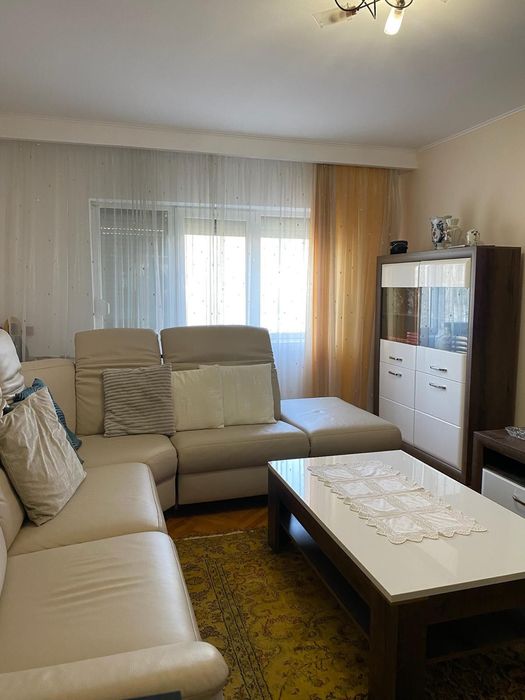 Apartament de vanzare 2 camere Oradea - Decebal