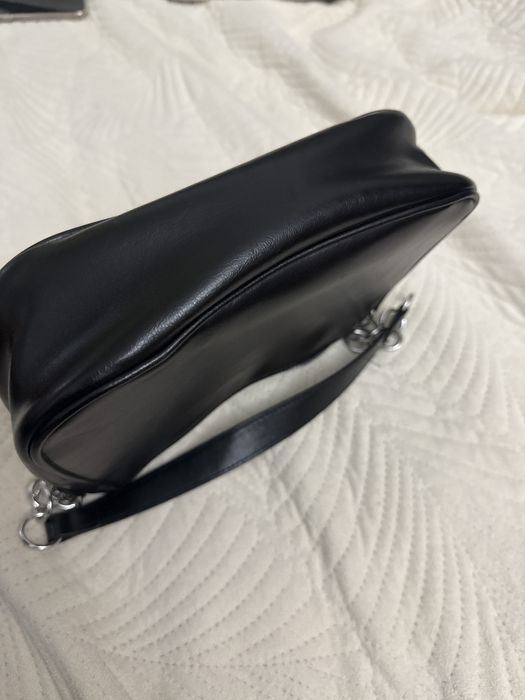 Продаю чёрную сумочку