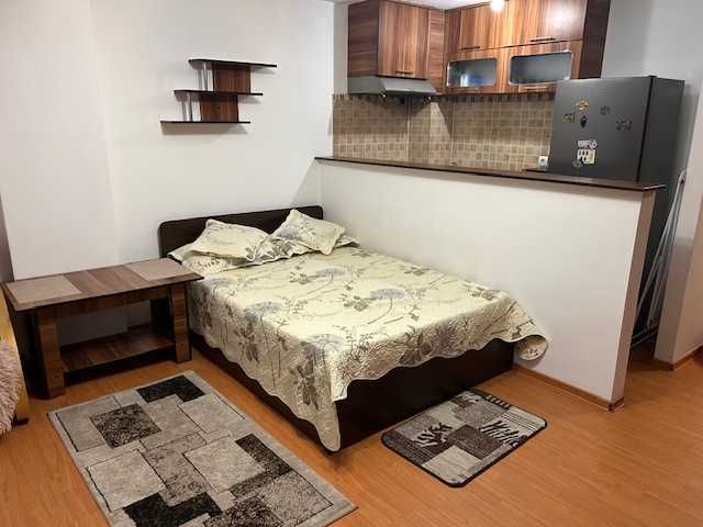 Inchiriez garsoniera pe termen lung, str Baba Novac