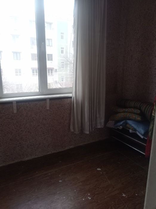 Продам 2 ком Юнусабад 9 квартал