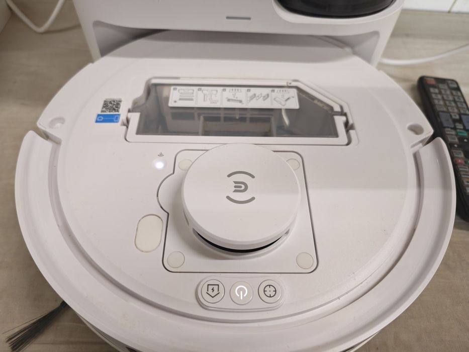 Робот Прахосмукачка за Сухо и Мокро Почистване ECOVACS DEEBOT N20 Plus