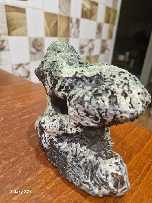 Продам грот для аквариума