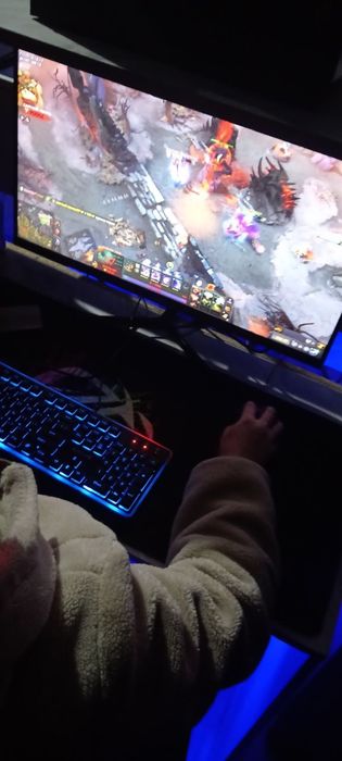 Гаме клуб срочно сотилади