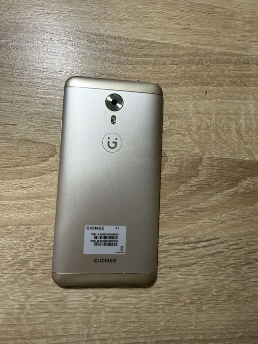 Смартфон GIONEE A1 в отличном состоянии