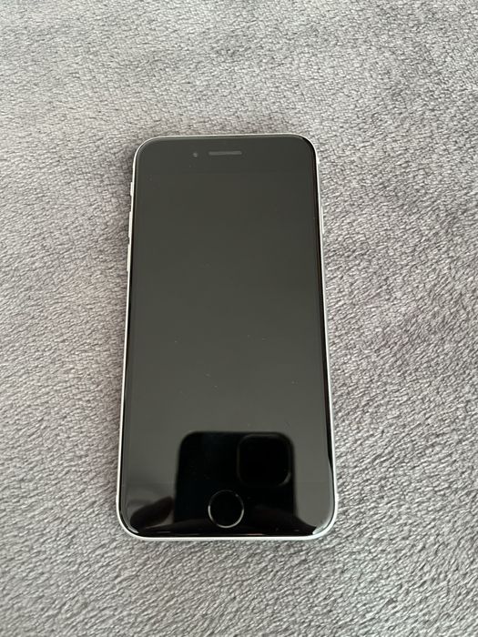 Iphone SE 2020 in stare foarte buna