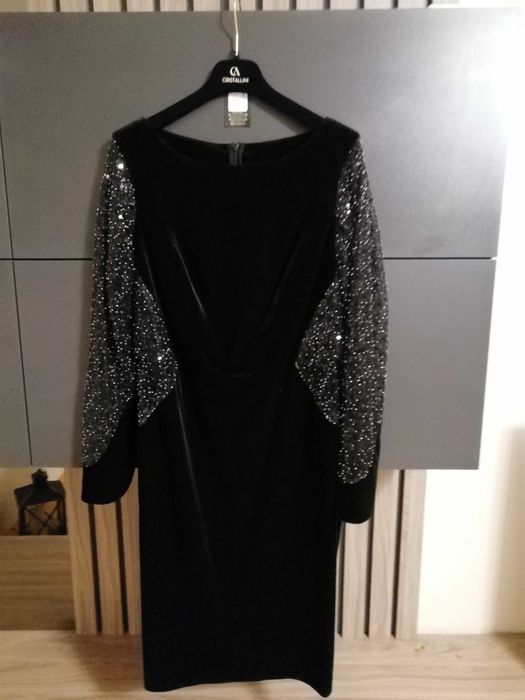 Rochie catifea neagra