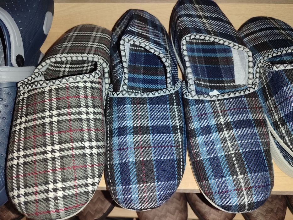 Мъжки и дамски домашни чехли