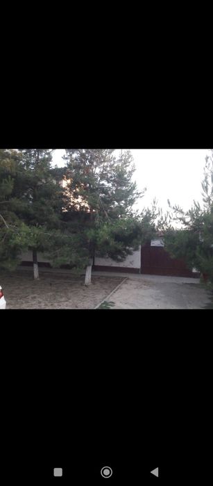 Uy sotiladi 2 etajli namunali uy