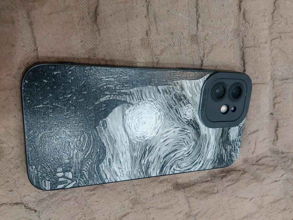 Продам Айфон iPhone 12 128gb