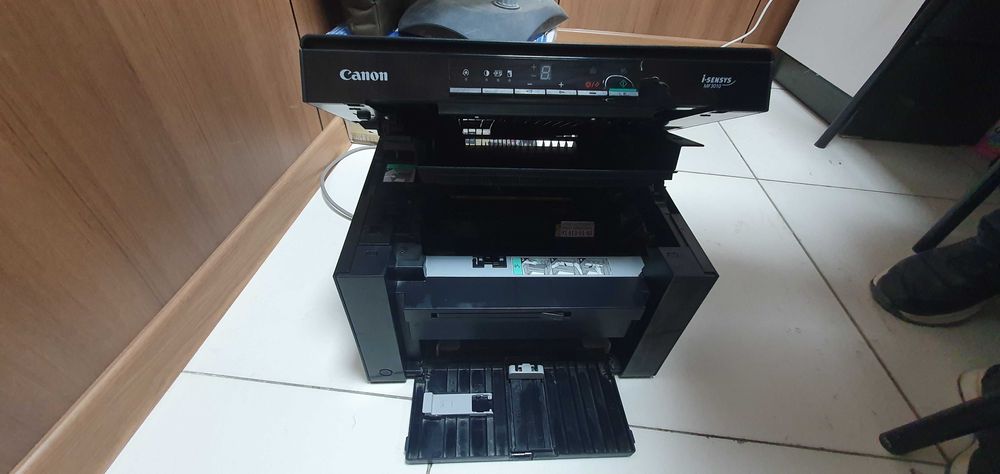 Canon Mf3010 ...