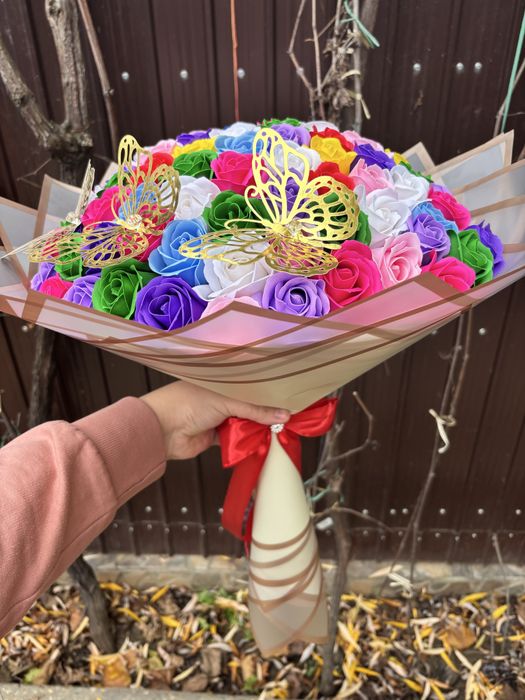 Buchete 101 trandafiri