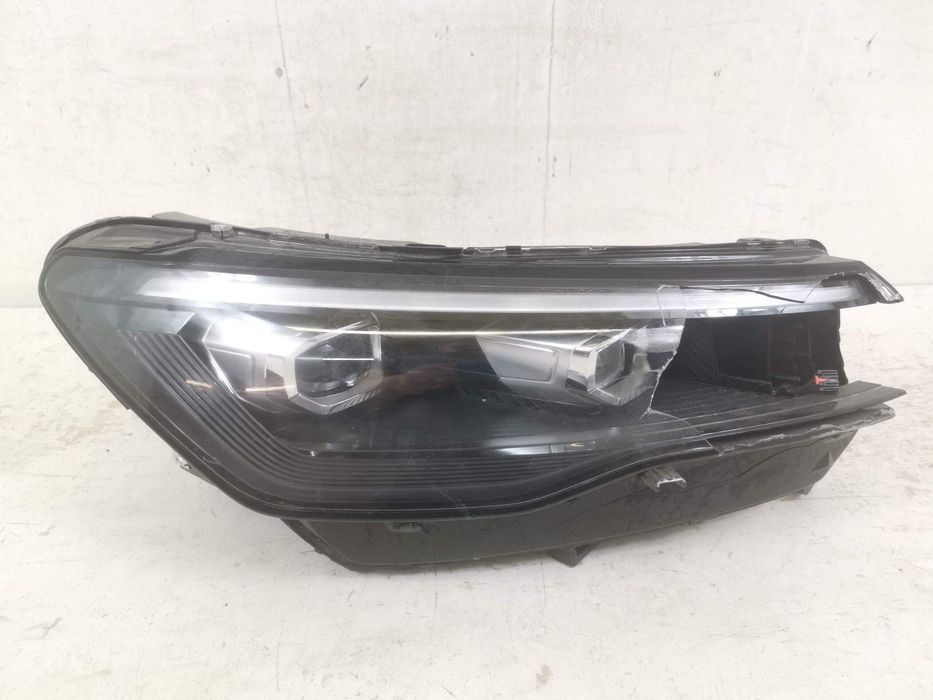 Десен фарFullled IQ Light Фолксваген Тигуан / Volkswagen Tiguan Оригин
