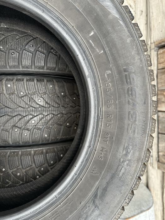 Продам зимние шины 195/65 15 Pirelli Formulla.