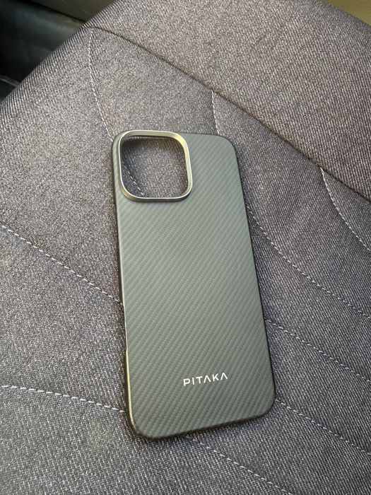 Pitaka chexol iphone 16 pro max