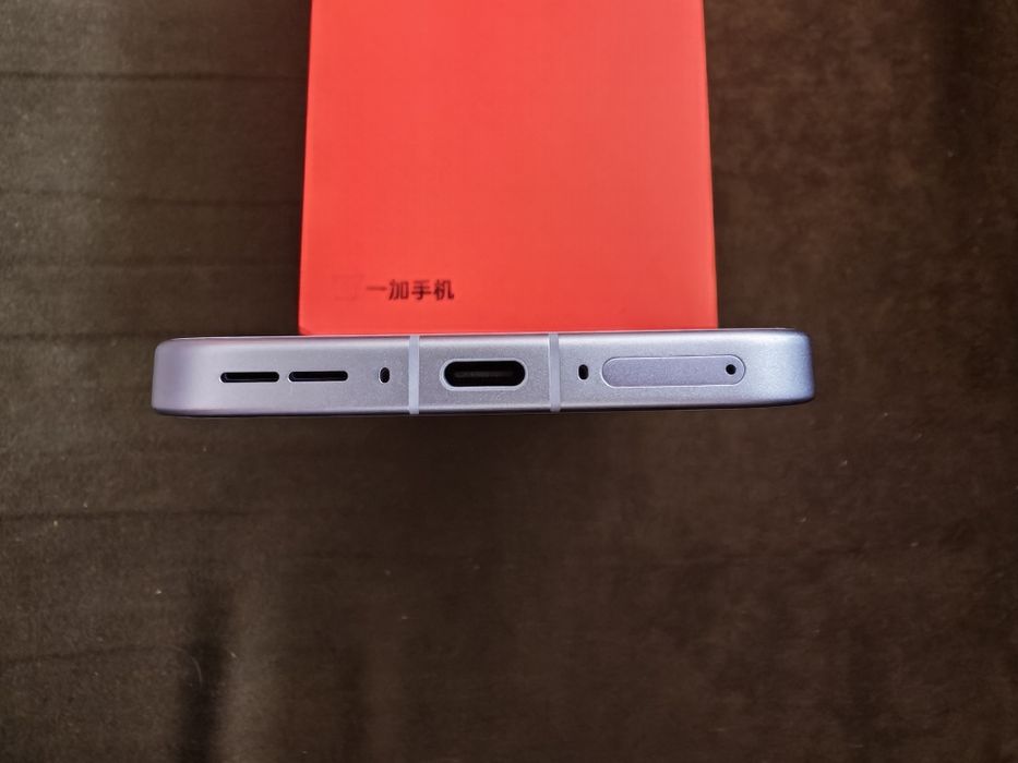 Oneplus 15 16/512 Нов с глобален ром