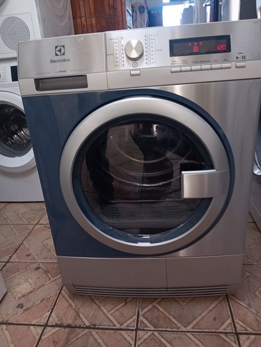 Професионална сушилня  Електтолукс Elektrolux TE1120 My Pro  8кг
