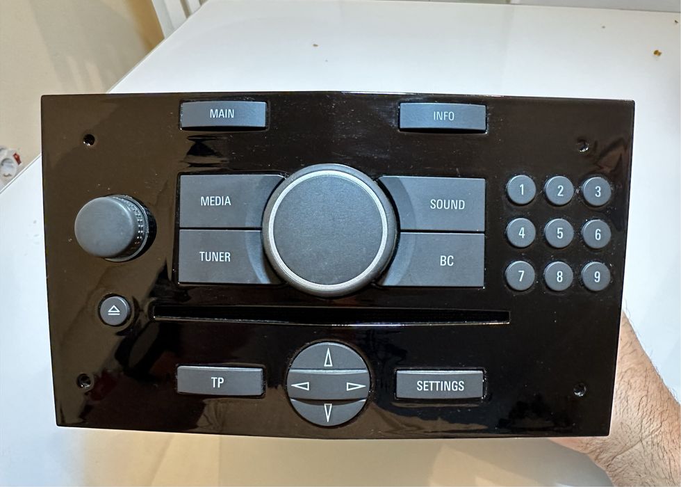CD40 USB Astra H