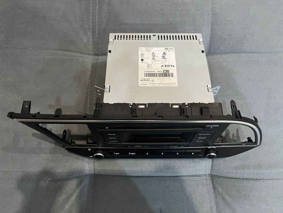 Штатная магнитола