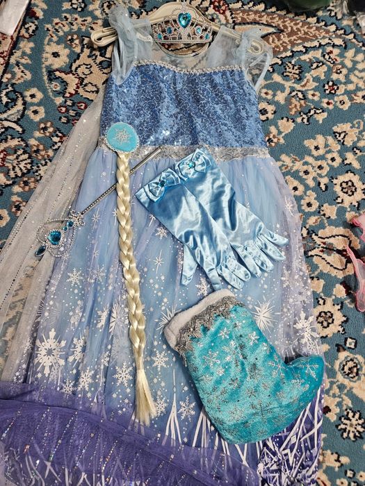 Костюмы для мальчика и девочки 6-7 лет