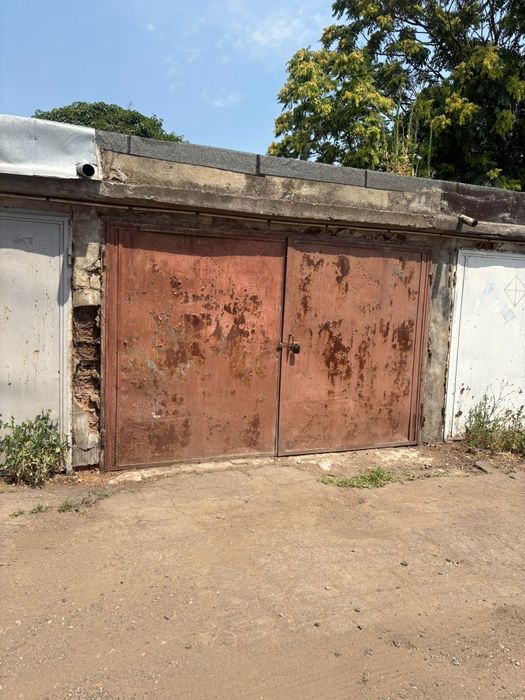 Vând garaj zona Prefecturii Buzău!!