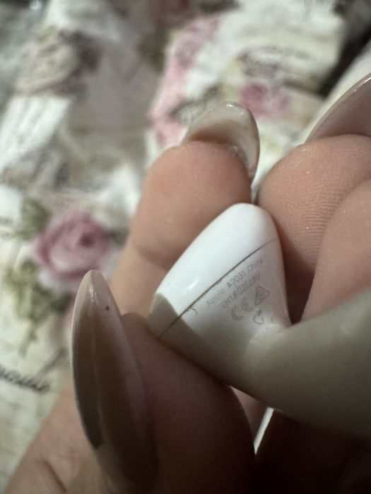 Apple AirPods 2 generation   ORIGINAL