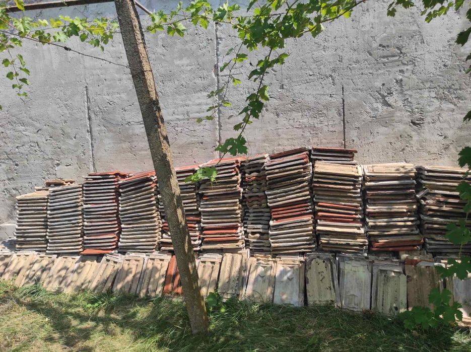 Стари     цигли.