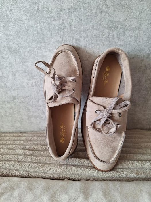 Красивая обувь 38 размер