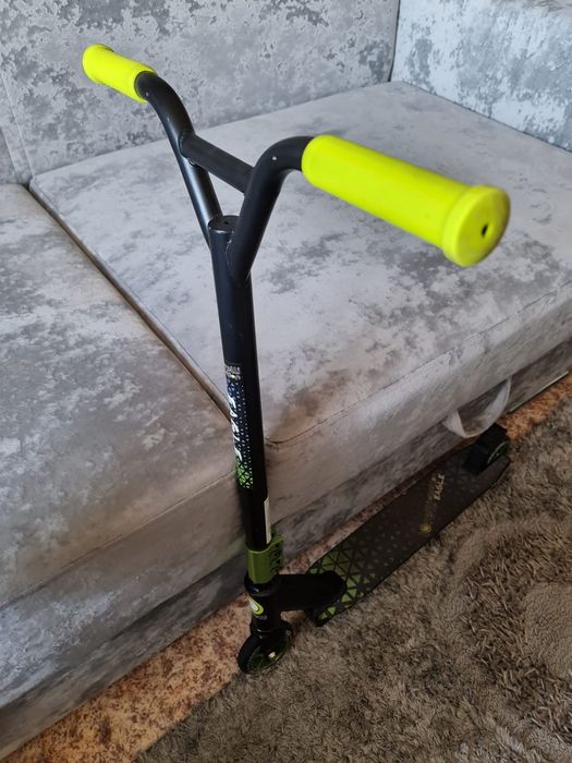 Самокат практически новый