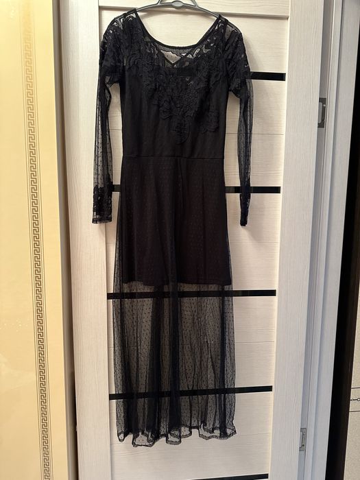 Продаю вечерние платья