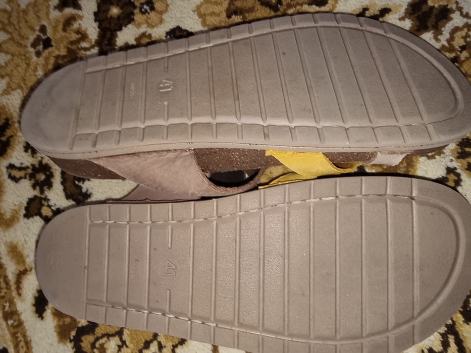 Papuci gen Birkenstock