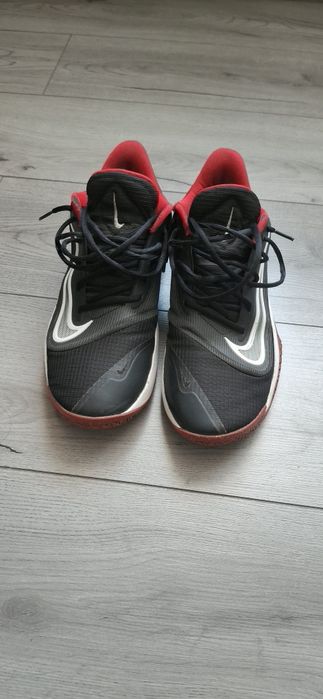 Adidasi Baschet Nike; Marime 42,5