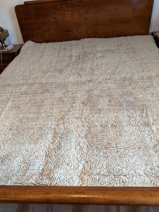 Нови вълнени китеници